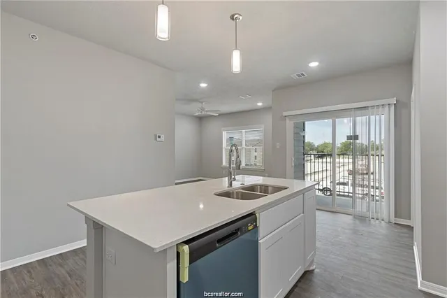 $2,100 | 1326 Prairie Drive, Unit 1211, Bryan, TX 77803