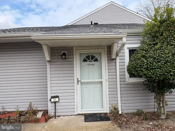 a view of a entryway front of house