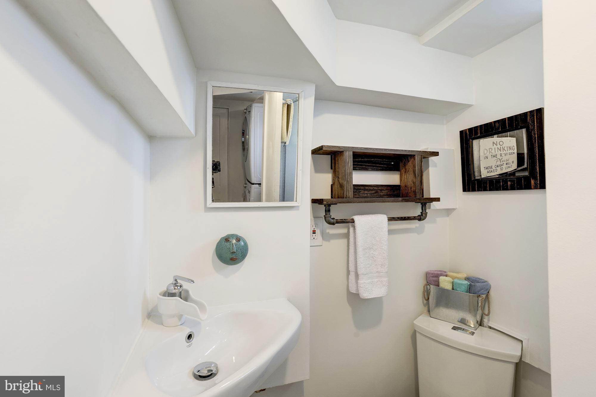 7427 Grace Street Springfield, VA 22150 - Photo 28 of 30 Full Bathroom #2 | Lower Level