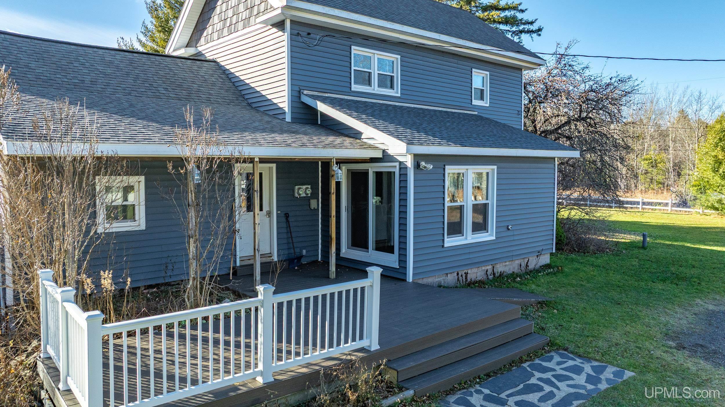 51950 Boston Road Hancock, MI 49930 - Photo 2 of 59