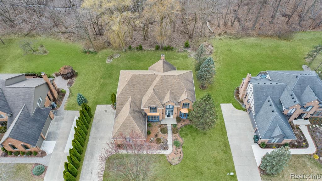 1384 Lakeview Drive Rochester Hills, MI 48306 - Photo 6 of 65
