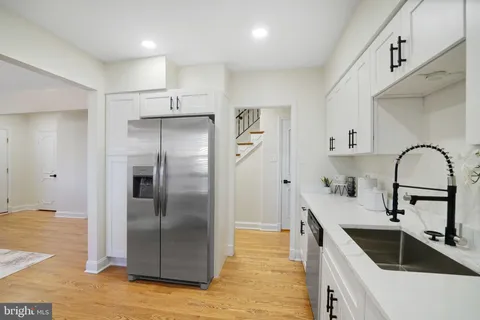 $925,000 | 3135 14th Street South, Arlington, VA 22204