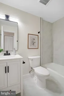 $925,000 | 3135 14th Street South, Arlington, VA 22204