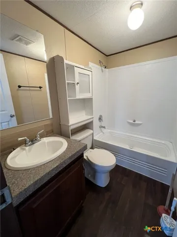 $1,200 | 1911 Wald Road, Unit 14, New Braunfels, TX 78132