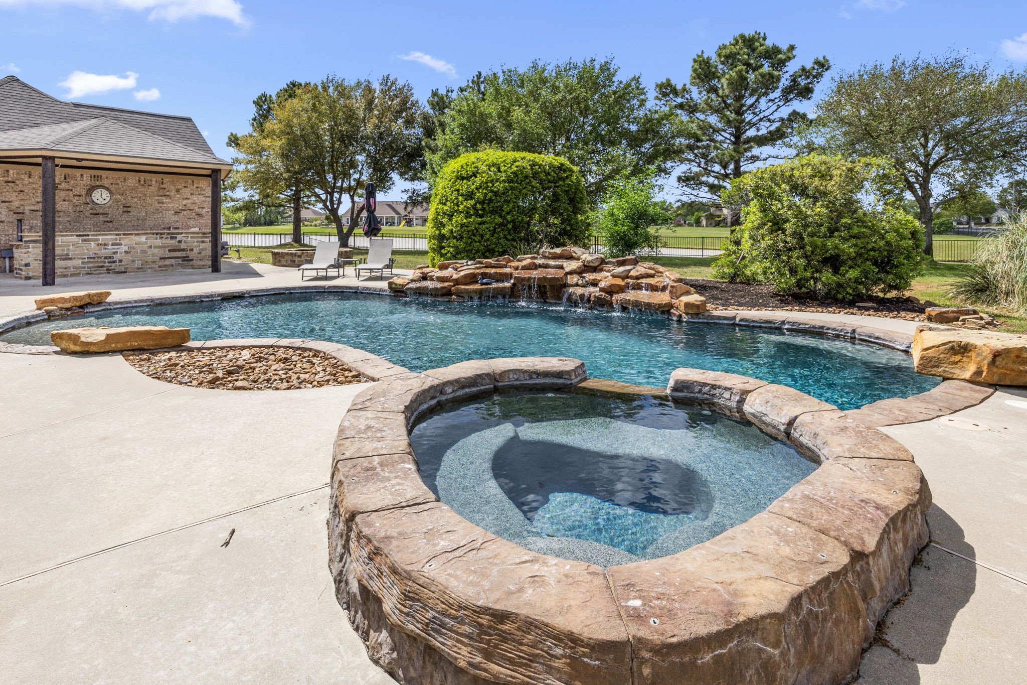4611 Oasis Point Katy, TX 77493 - Photo 31 of 41 Come on in...th water is fine! Customize your water temp to turn even a winter day into a pool day.