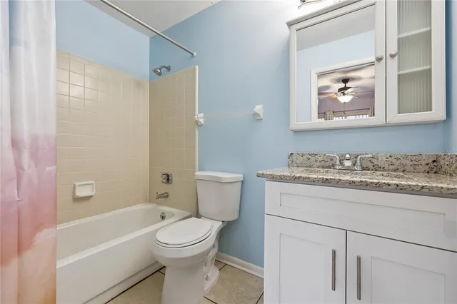 $159,900 | 2635 Southwest 35th Place, Unit 1303, Gainesville, FL 32608