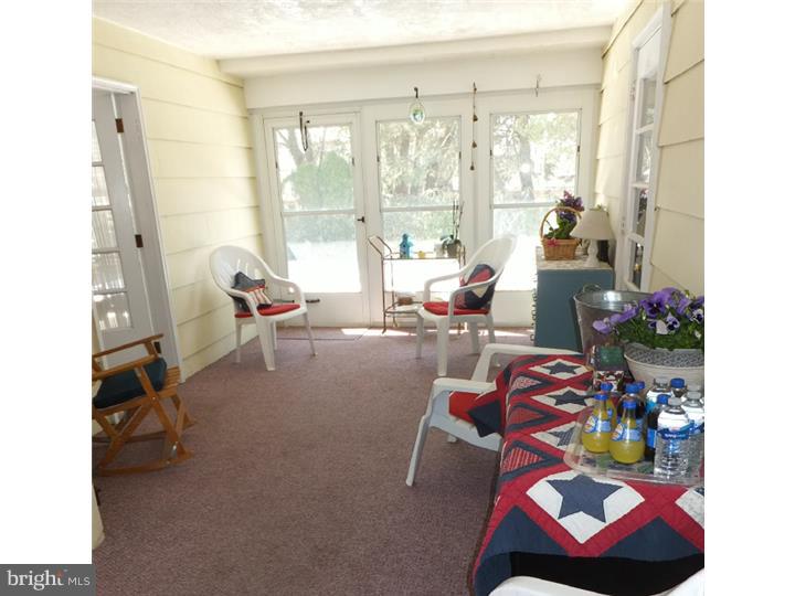 734 Norfolk Road Rydal, PA 19046 - Photo 2 of 17 Sun Room