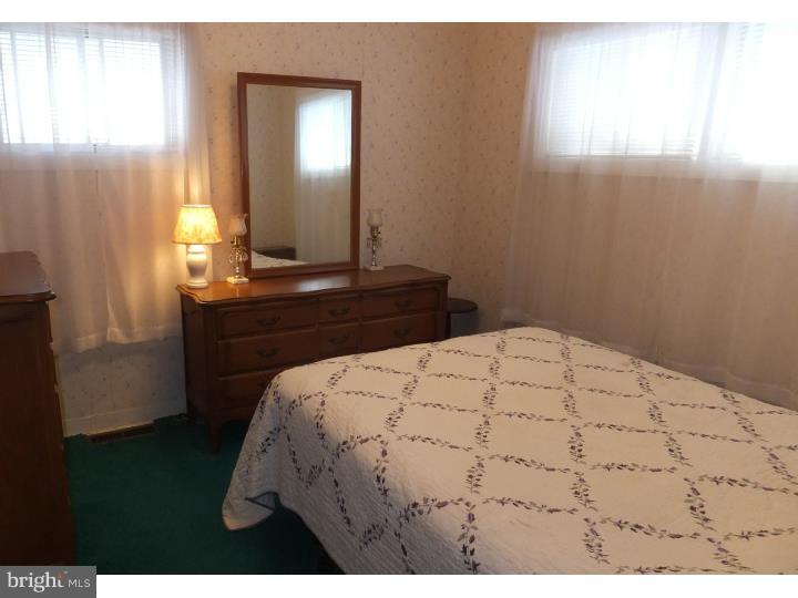 734 Norfolk Road Rydal, PA 19046 - Photo 13 of 17 Bedroom 3