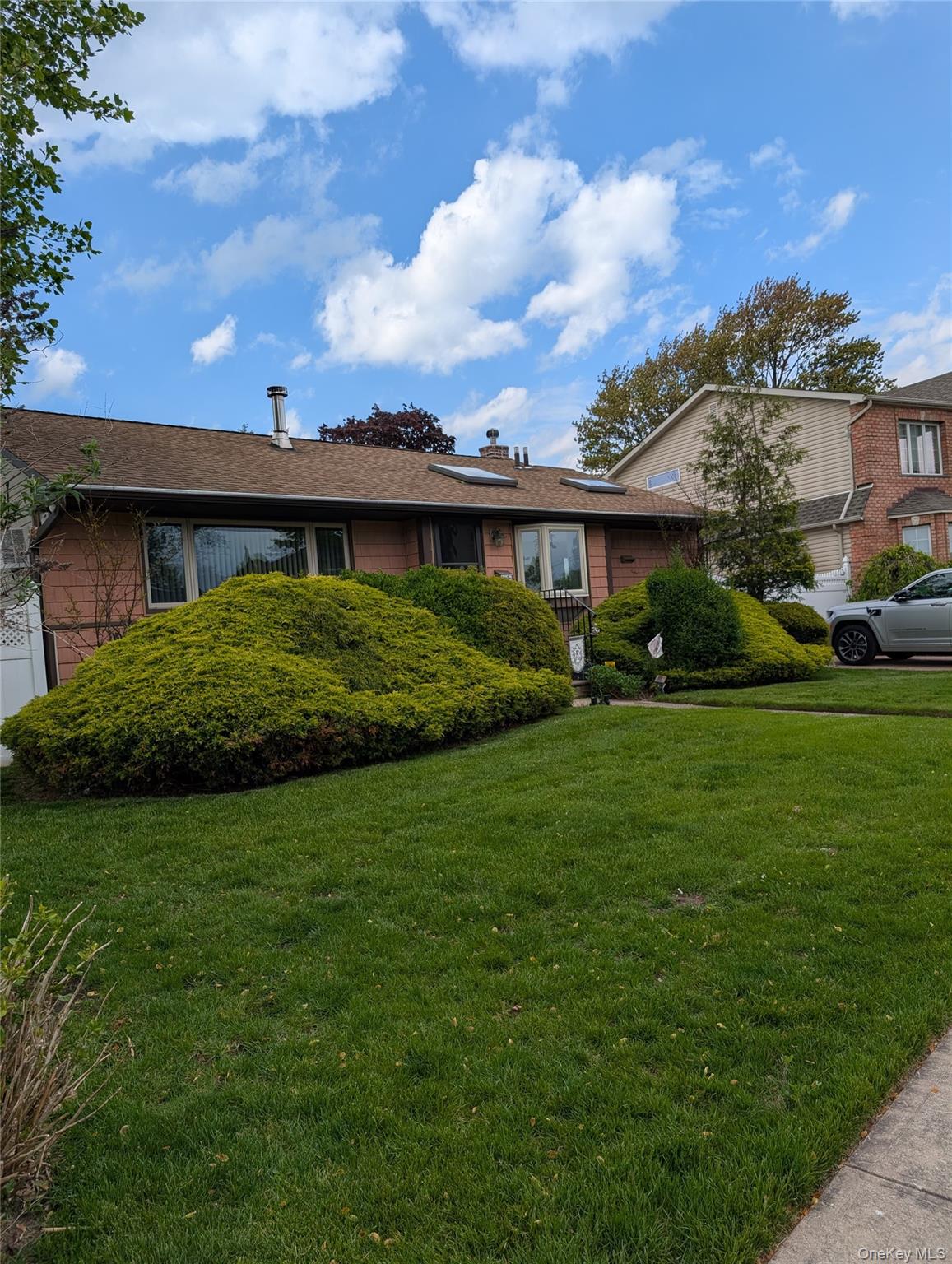 5 Columbia Road Hicksville, NY 11801 - Photo 1 of 14