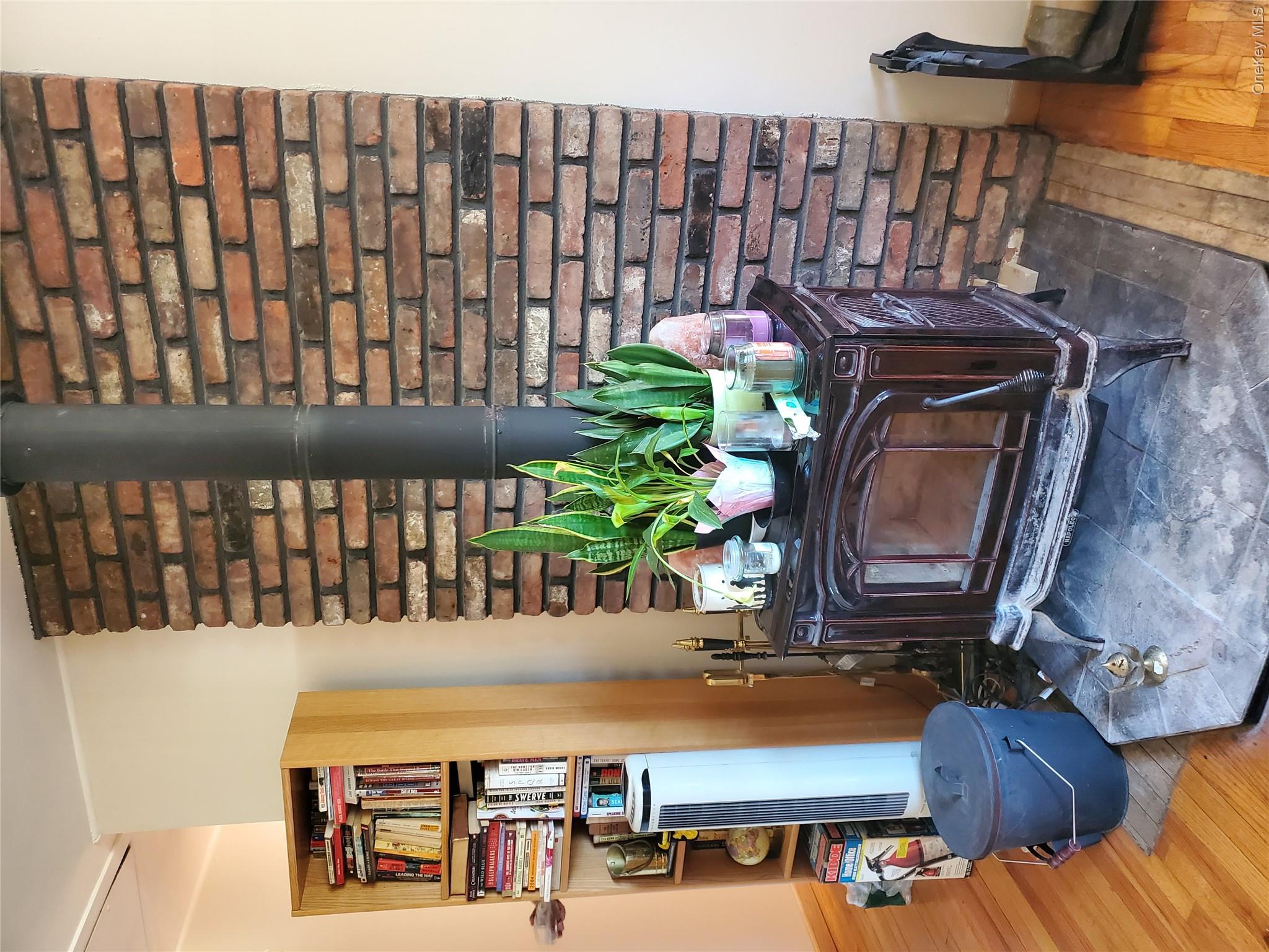 5 Columbia Road Hicksville, NY 11801 - Photo 7 of 14