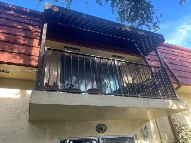 a view of outdoor space