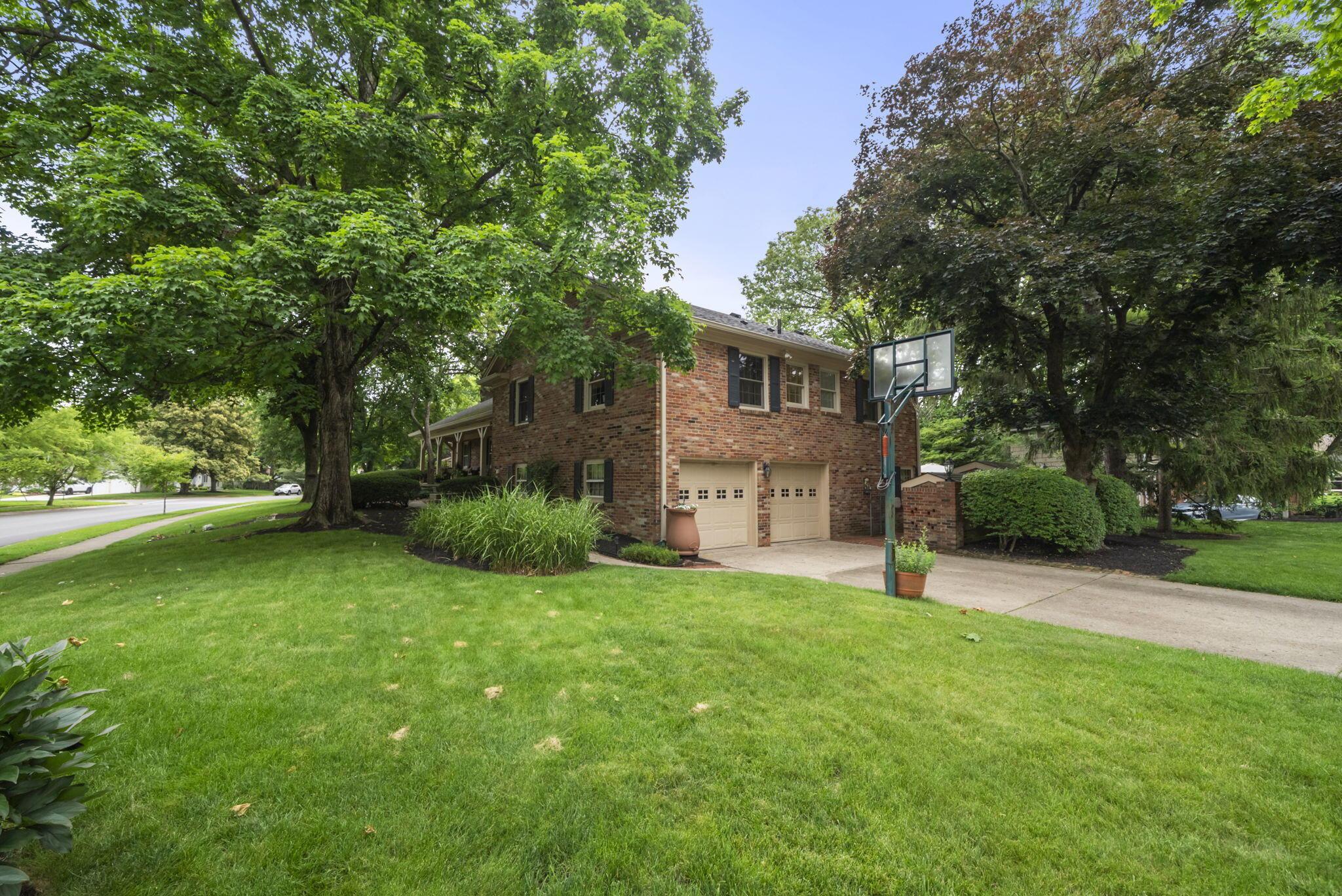 2315 Haverford Road Columbus, OH 43220 - Photo 86 of 99