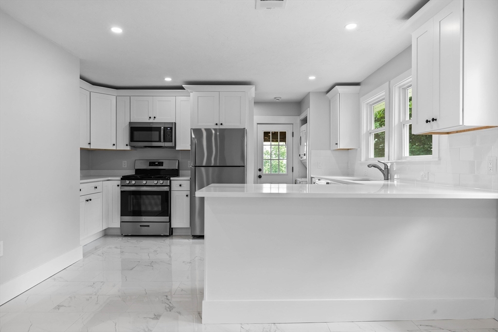 170 Calumet Street, Unit 2 Boston, MA 02120 - Photo 2 of 30