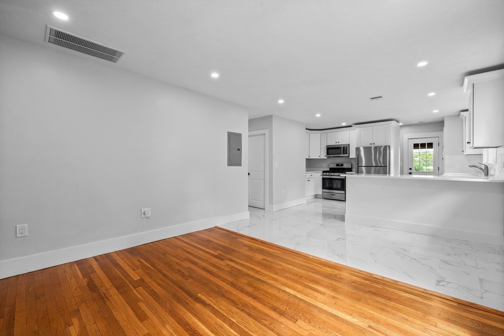 170 Calumet Street, Unit 2 Boston, MA 02120 - Photo 6 of 30