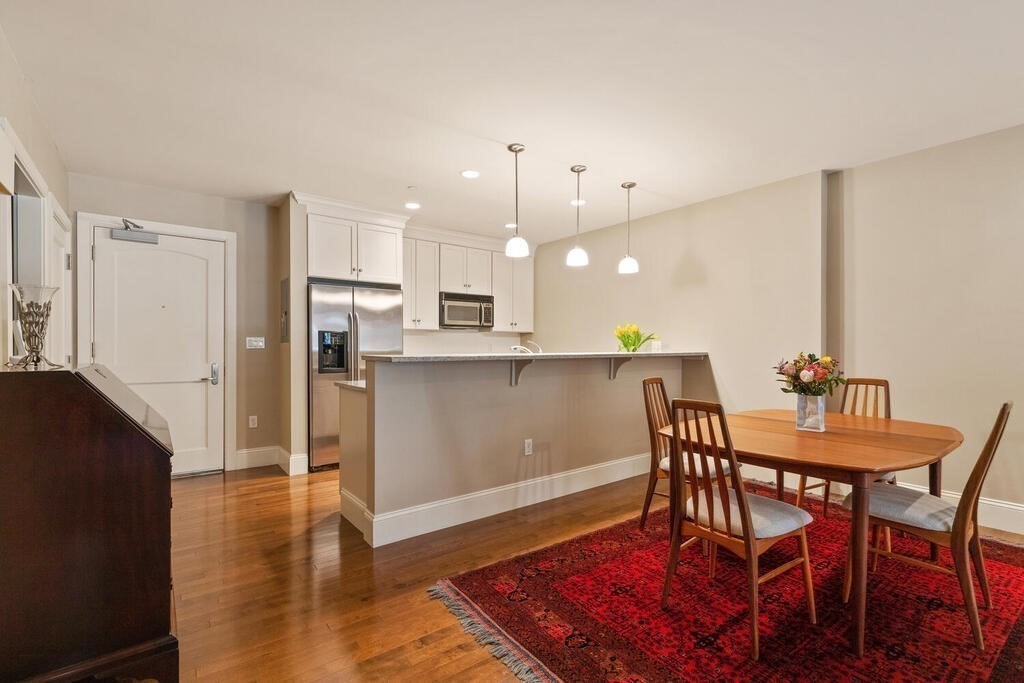 116 Rantoul Street, Unit 106 Beverly, MA 01915 - Photo 5 of 17