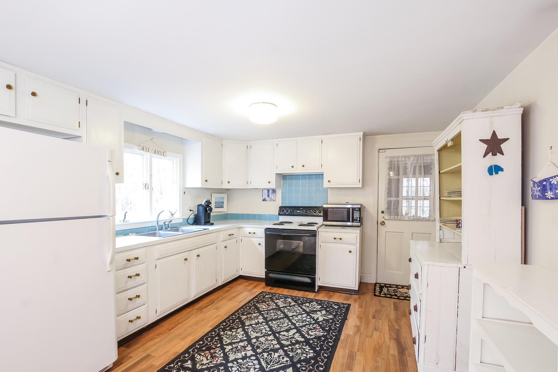 104 Lillian Road Hyannis, MA 02601 - Photo 9 of 22 008-photo-kitchen-6918923