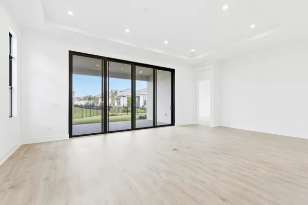 $1,199,990 | 13921 Vivant Drive, Palm Beach Gardens, FL 33412