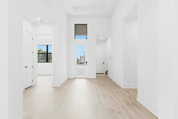 $1,199,990 | 13921 Vivant Drive, Palm Beach Gardens, FL 33412