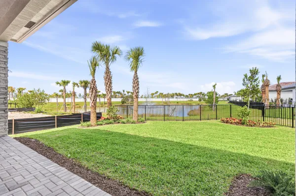 $1,199,990 | 13921 Vivant Drive, Palm Beach Gardens, FL 33412