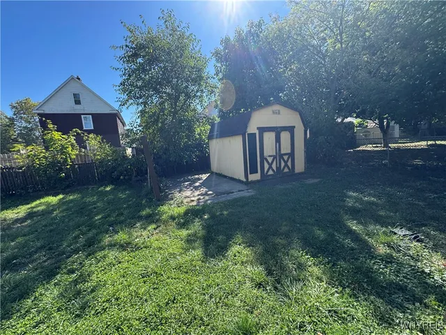 $99,900 | 1705 Niagara Street, Niagara Falls, NY 14303