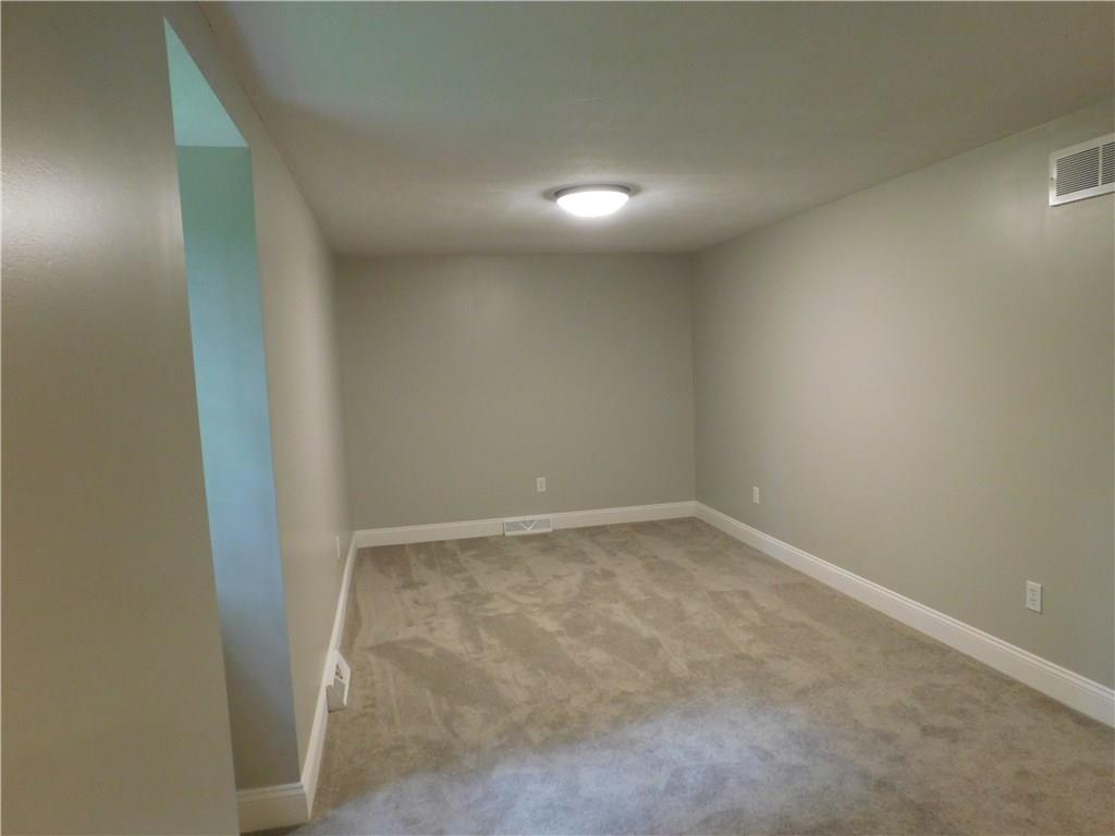 82 Nora Street Clark, PA 16113 - Photo 17 of 24 Gallery Image 17