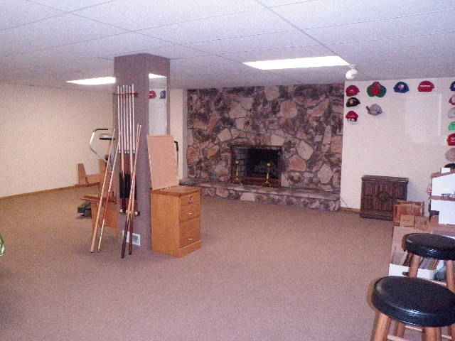 2693 Lambeth Park Rochester, MI 48306 - Photo 9 of 10 31095066-8.JPG