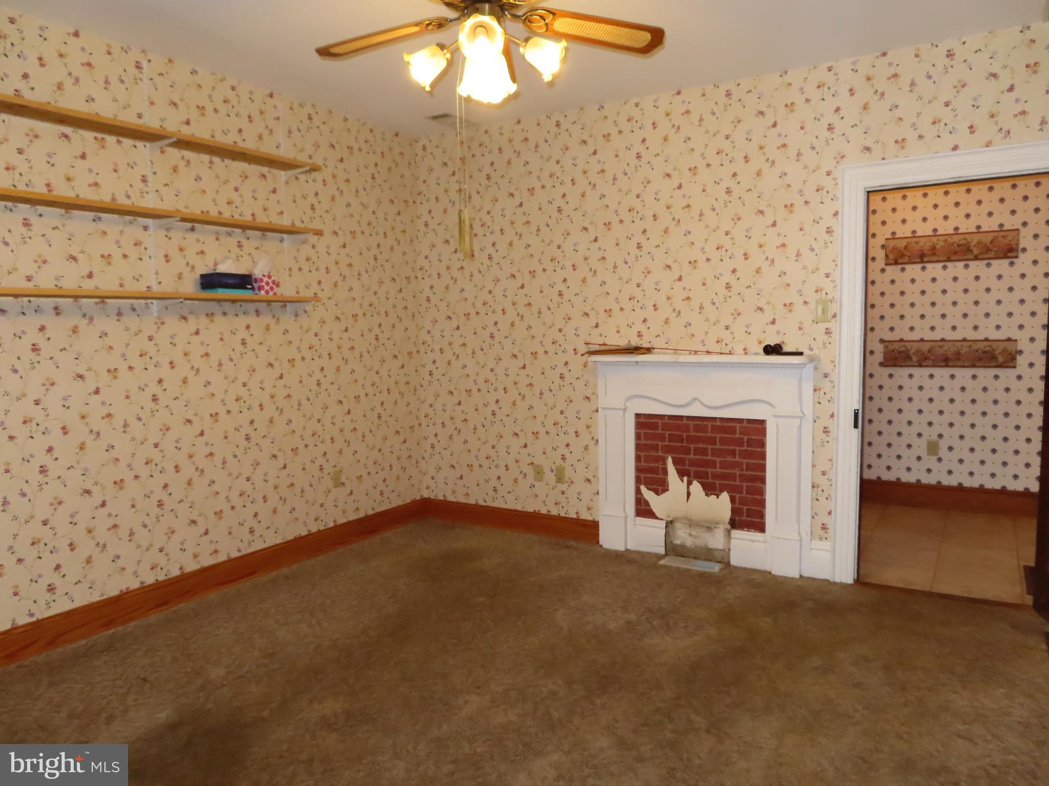222 Locust Street Hanover, PA 17331 - Photo 14 of 37 Gallery Image 14