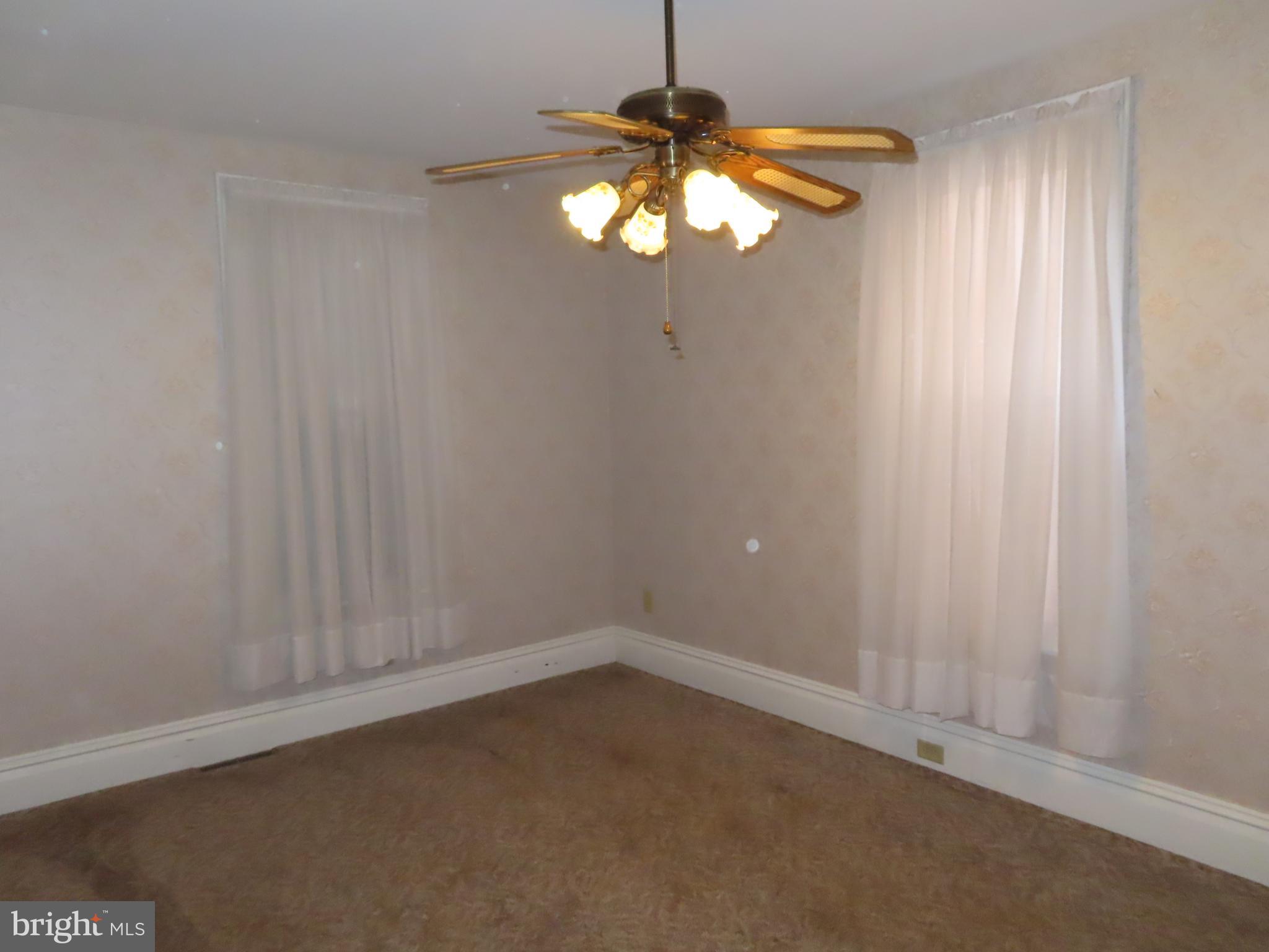 222 Locust Street Hanover, PA 17331 - Photo 9 of 37 Gallery Image 9