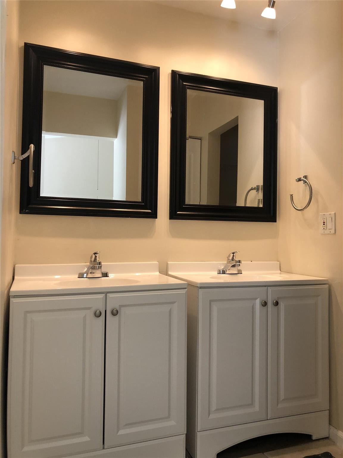 71 Laredo Lane Boca Raton, FL 33487 - Photo 14 of 18 Photo 14