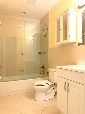 $4,900 | 71 Laredo Lane, Boca Raton, FL 33487