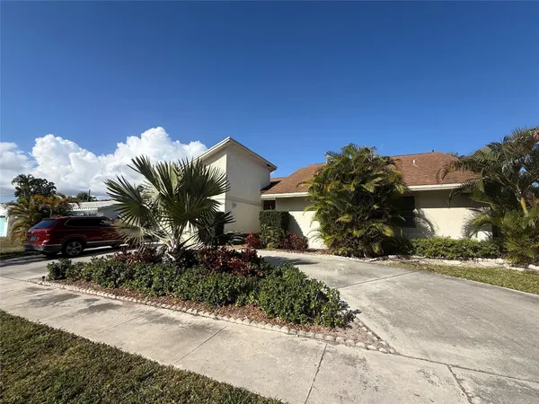 $4,900 | 71 Laredo Lane, Boca Raton, FL 33487