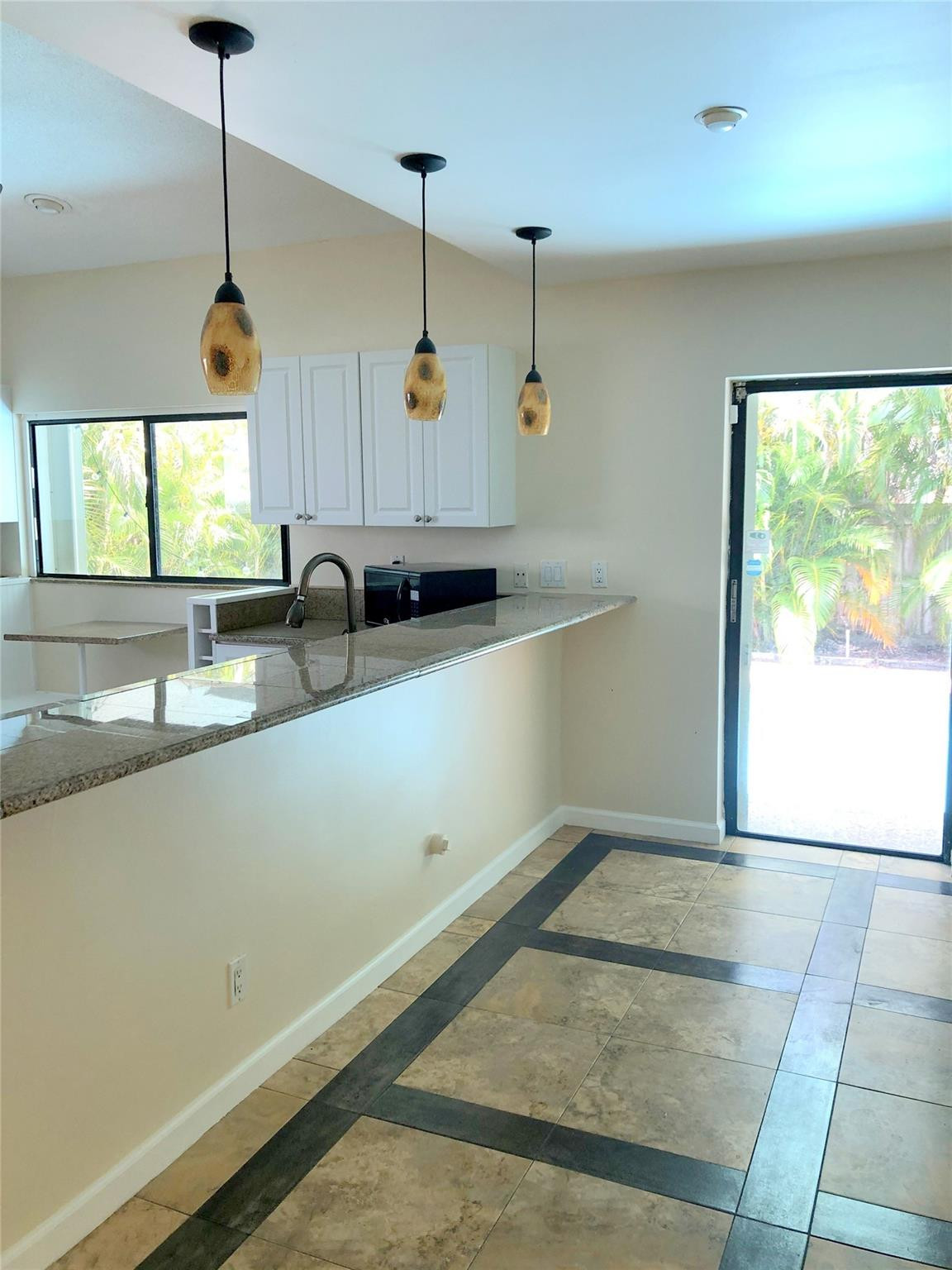 71 Laredo Lane Boca Raton, FL 33487 - Photo 9 of 18 Photo 9