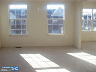 103 Raintree Crossing Hatfield, PA 19440 - Photo 5 of 9 Dining Room