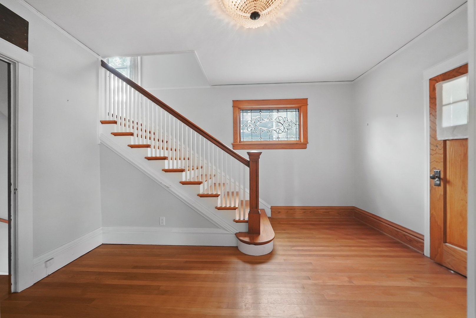 95 Forest Avenue Riverside, IL 60546 - Photo 3 of 27