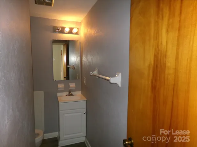 $999 | 1351 North 6th Street, Unit 28, Albemarle, NC 28001