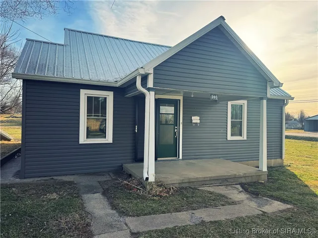 $149,900 | 201 Marshall Avenue, Salem, IN 47167