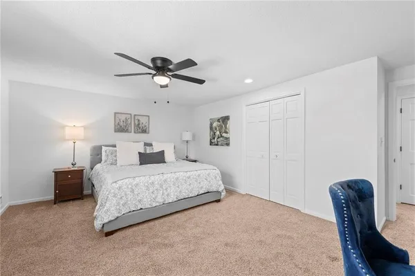 $560,000 | 413 Northeast Greenway Drive, Blue Springs, MO 64014