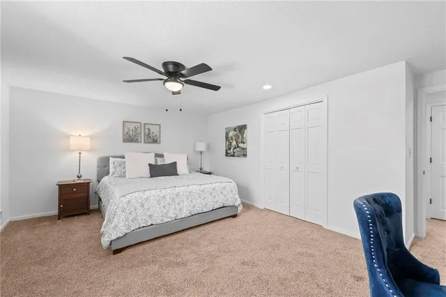 $575,000 | 413 Northeast Greenway Drive, Blue Springs, MO 64014