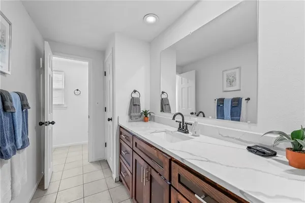 $560,000 | 413 Northeast Greenway Drive, Blue Springs, MO 64014