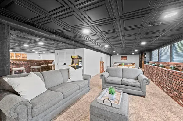 $560,000 | 413 Northeast Greenway Drive, Blue Springs, MO 64014