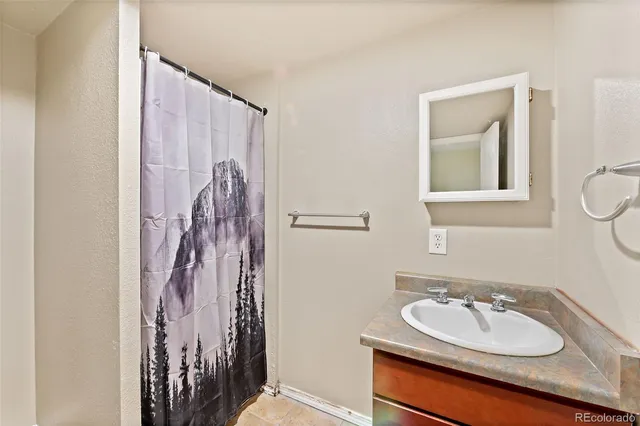 $460,000 | 4557 South Laredo Street, Aurora, CO 80015