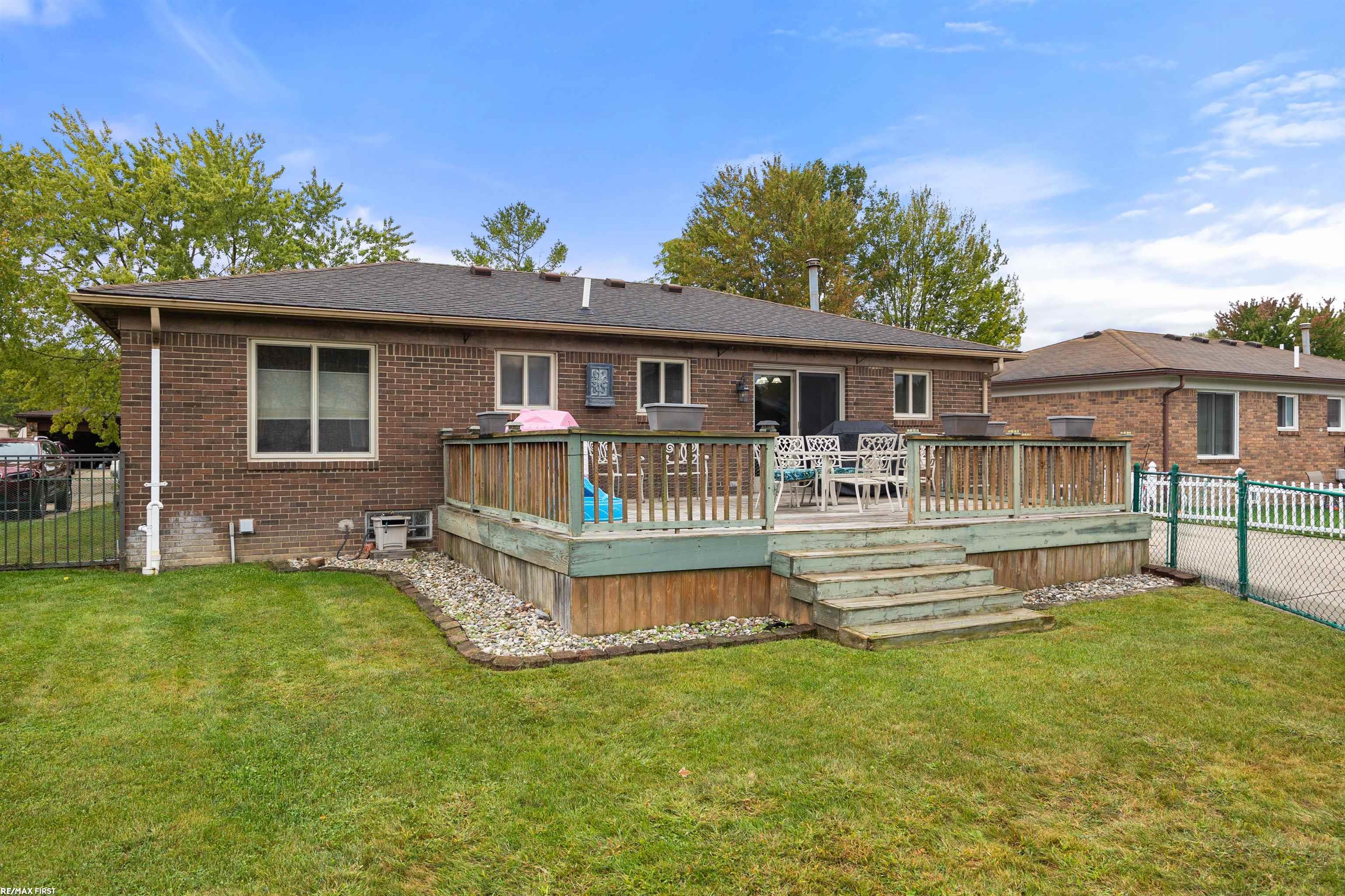 48316 Menter Street Chesterfield, MI 48047 - Photo 24 of 27