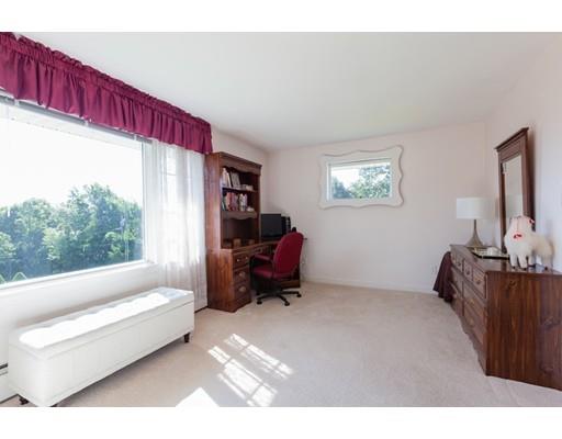 210 Whitewood Road Westwood, MA 02090 - Photo 27 of 41 Gallery Image 27