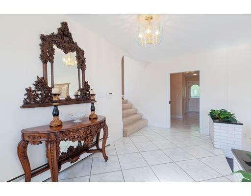 210 Whitewood Road Westwood, MA 02090 - Photo 3 of 41 Gallery Image 3