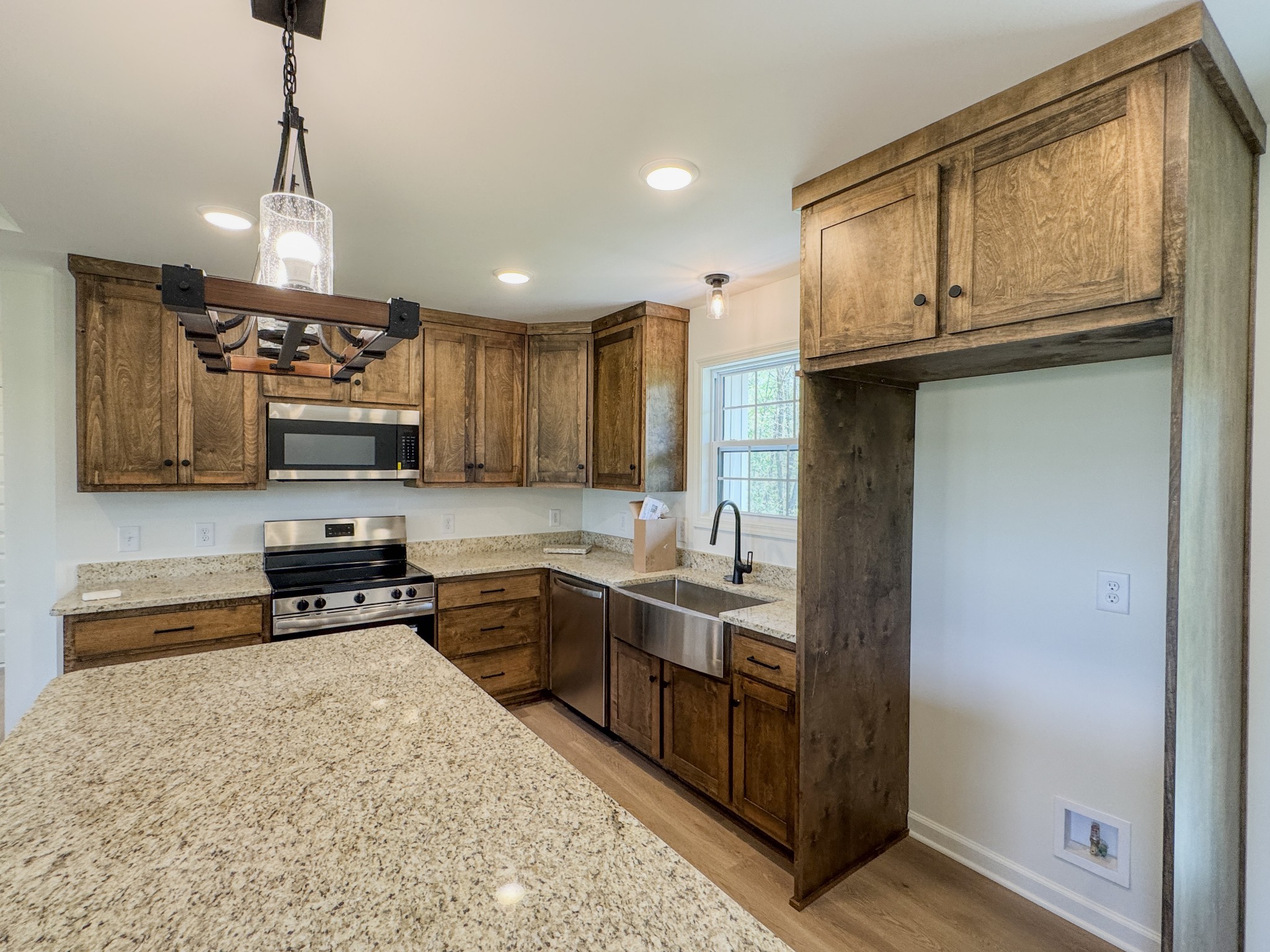 1737 Shiloh Road Lafayette, TN 37083 - Photo 17 of 45