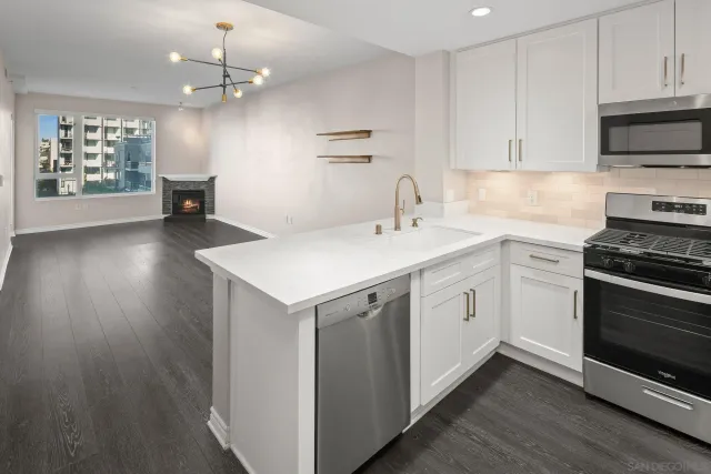 a view of a multi story building