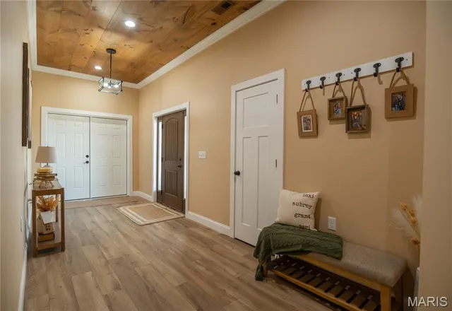 $939,000 | 835 Monday Lane, Williamsville, MO 63967