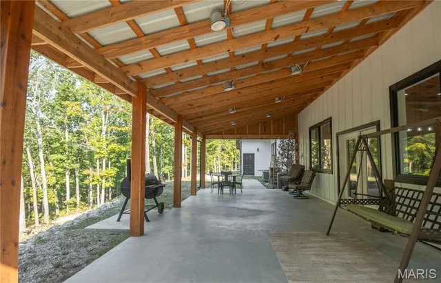 $939,000 | 835 Monday Lane, Williamsville, MO 63967