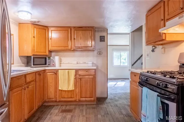 $1 | 813 Chipwood Lane, Centralia, IL 62801