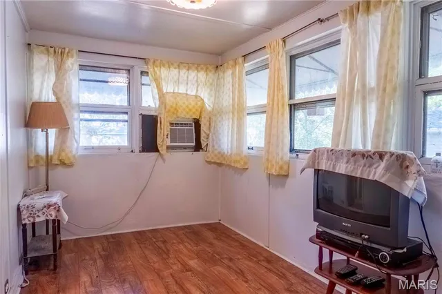 $1 | 813 Chipwood Lane, Centralia, IL 62801